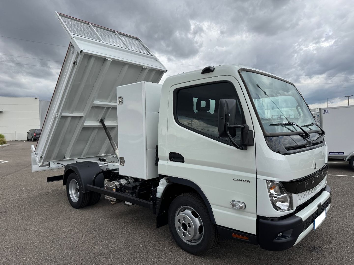 MITSUBISHI FUSO CANTER BENNE 3C15 150CV 3L ACIER JPM 3M