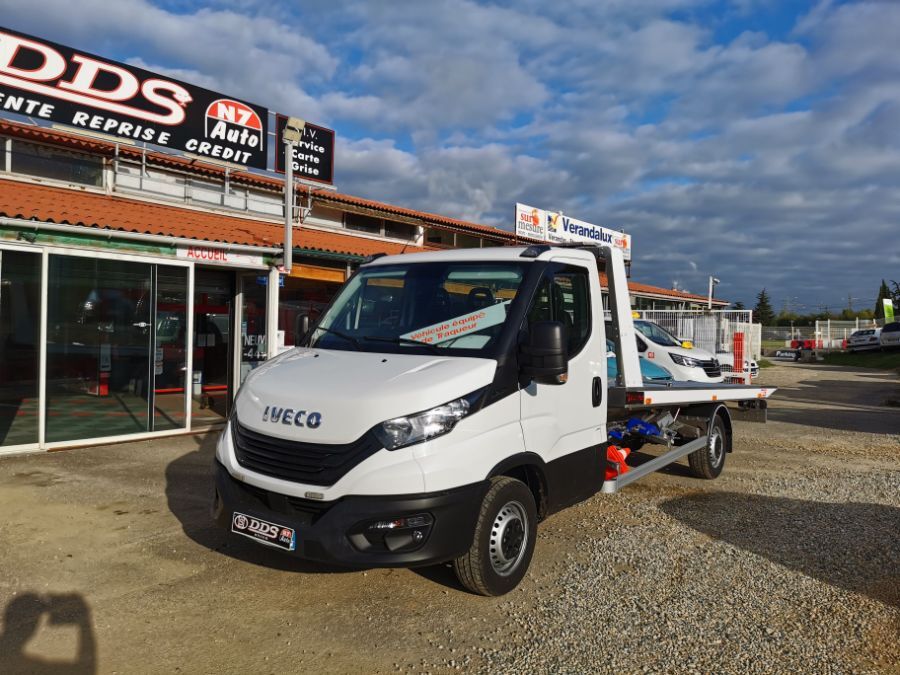 IVECO DAILY - 160 CARTE BLANCHE COULISSANT REGUL CLIM DEPANNEUSE