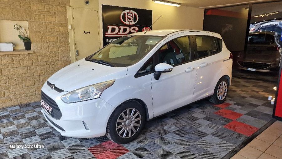 FORD B-MAX 1.4i 16S TREND 90 CV REGUL CLIM AUTO CT OK