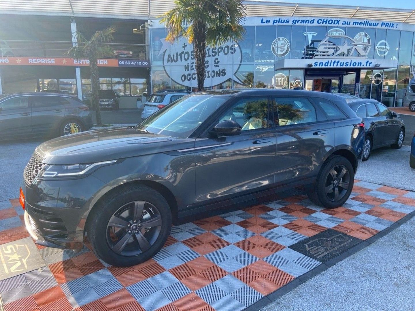 LAND ROVER VELAR D240 HSE R-DYNAMIC - D240 HSE