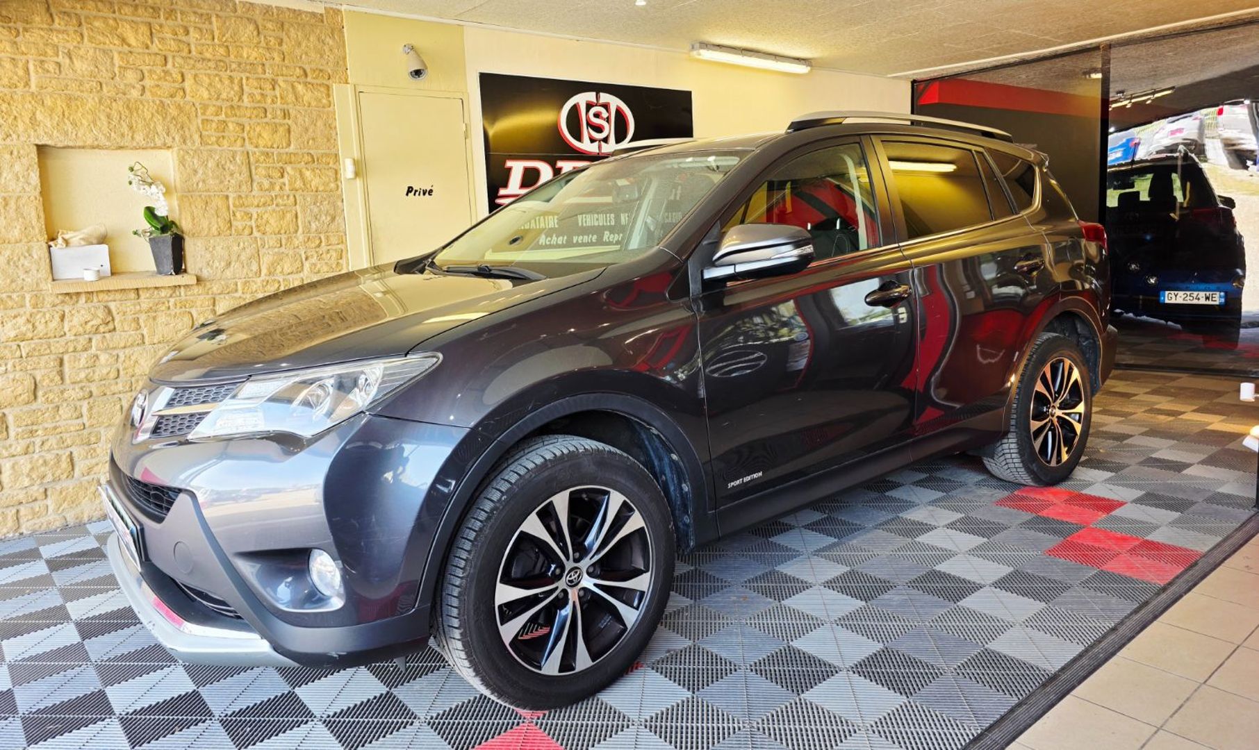 TOYOTA RAV 4 - 2.0 D4D GPS HAYON ELEC (2015)