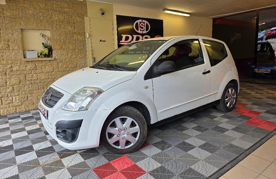 CITROEN C2 PH 2 - 1.1 L CLIM 4CV CT OK TRES BELLE ! PEU DE KM ! (2010)
