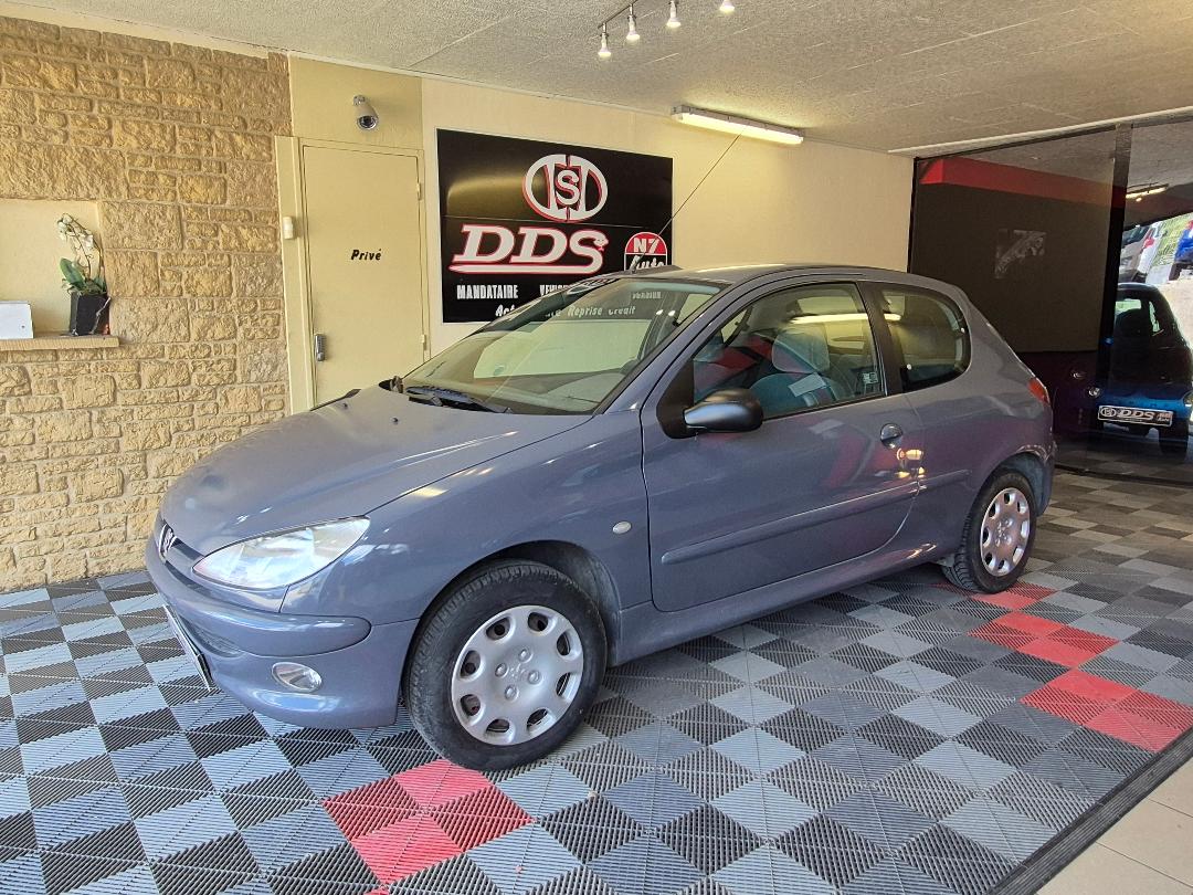 PEUGEOT 206 - CT OK DISTRIBUTION VIDANGE NEUF (1999)