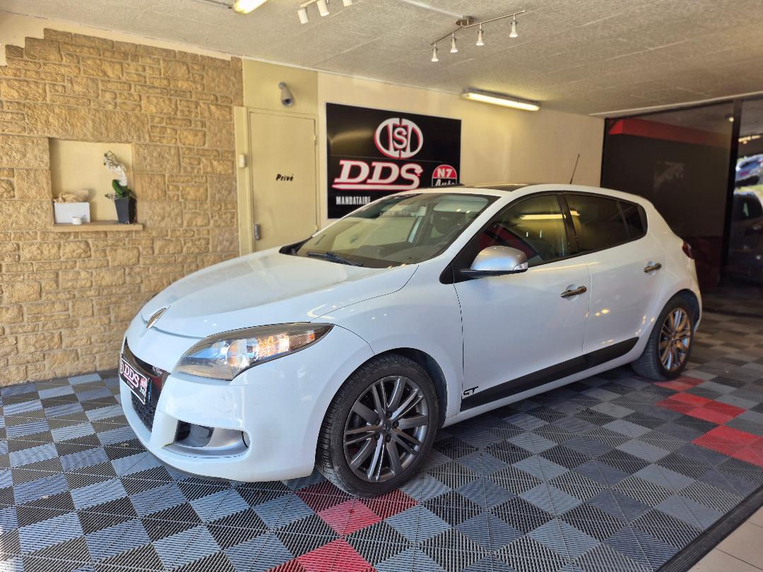 RENAULT MEGANE III - GT LINE GPS CLIM AUTO DISTRI NEUVE (2011)