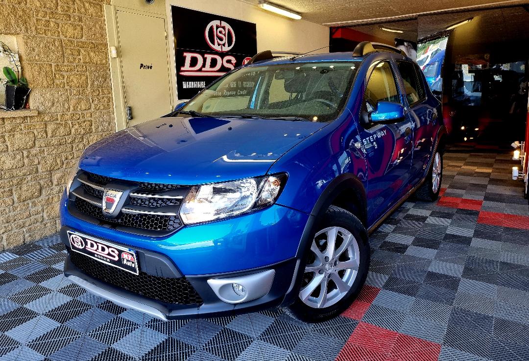 DACIA SANDERO - STEEPWAY 90 PRESTIGE GPS CLIM REGUL RADAR (2015)