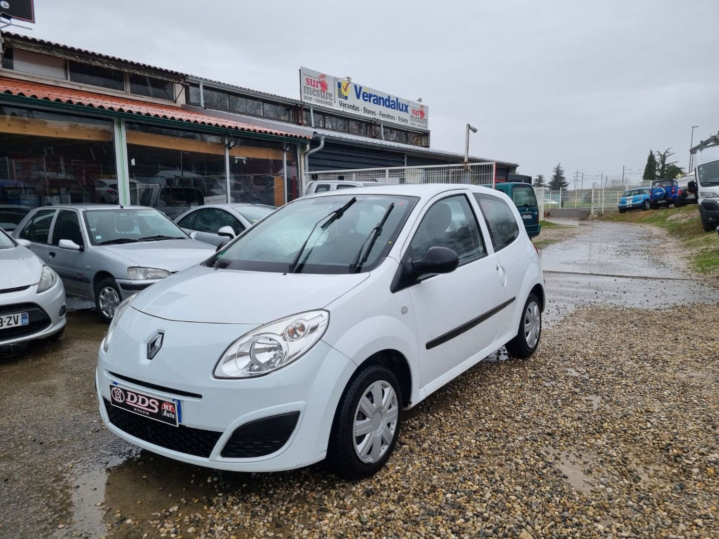 RENAULT TWINGO II - 1.2 L 58 CV AUTHENTIQUE C T OK (2010)