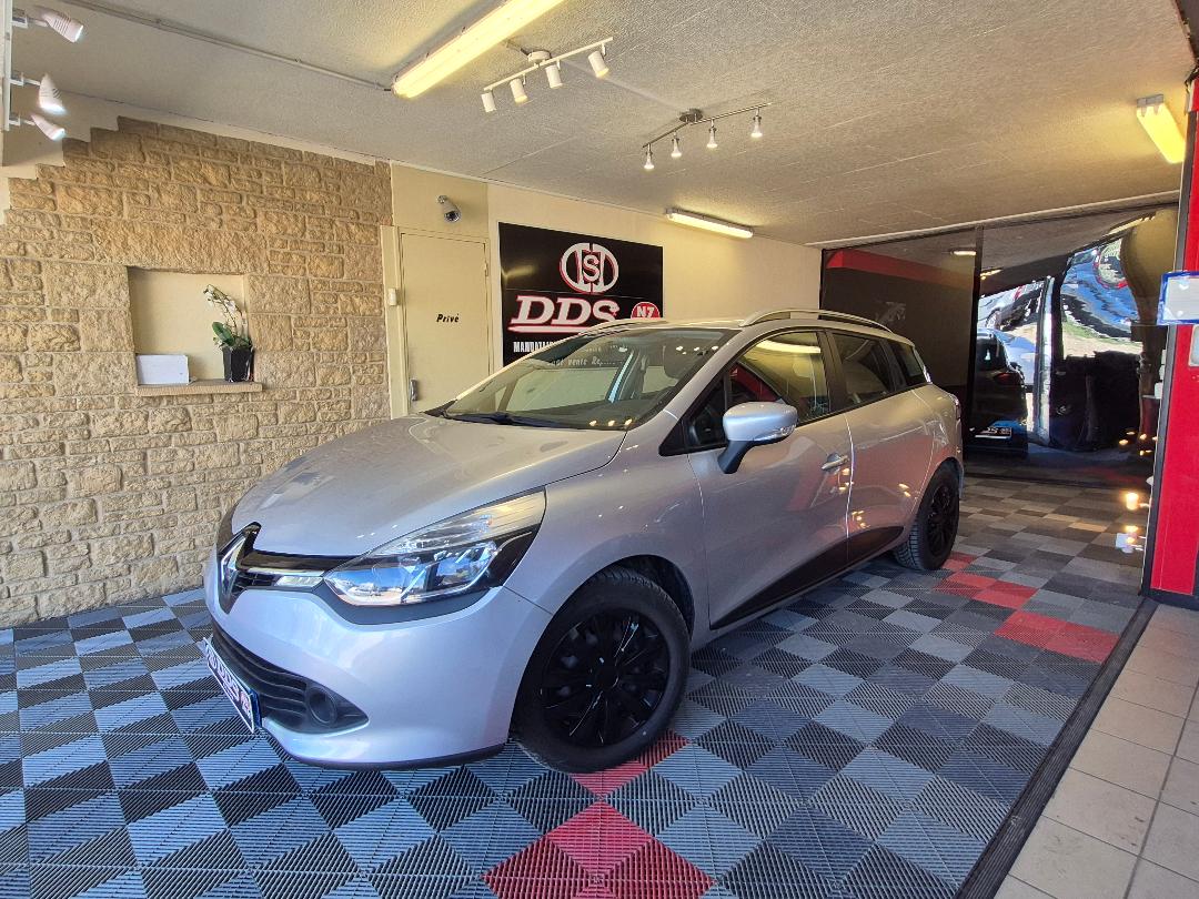 RENAULT CLIO IV - BREAK 1.5 DCI GPS REGUL EXPRESSION (2015)