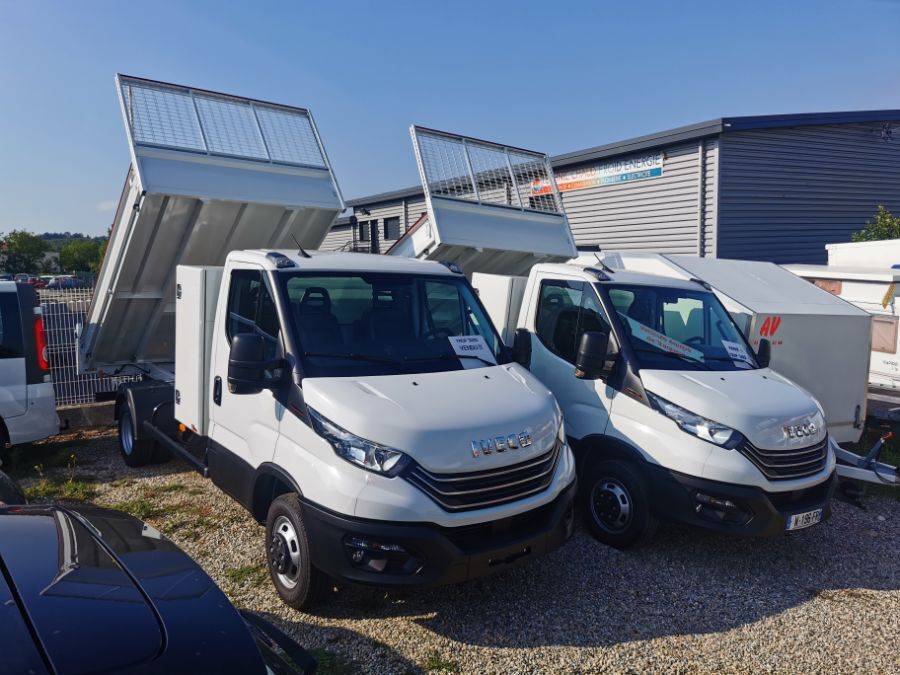 IVECO DAILY - 35C14 140CH BENNE + COFFRE JPM (2023)