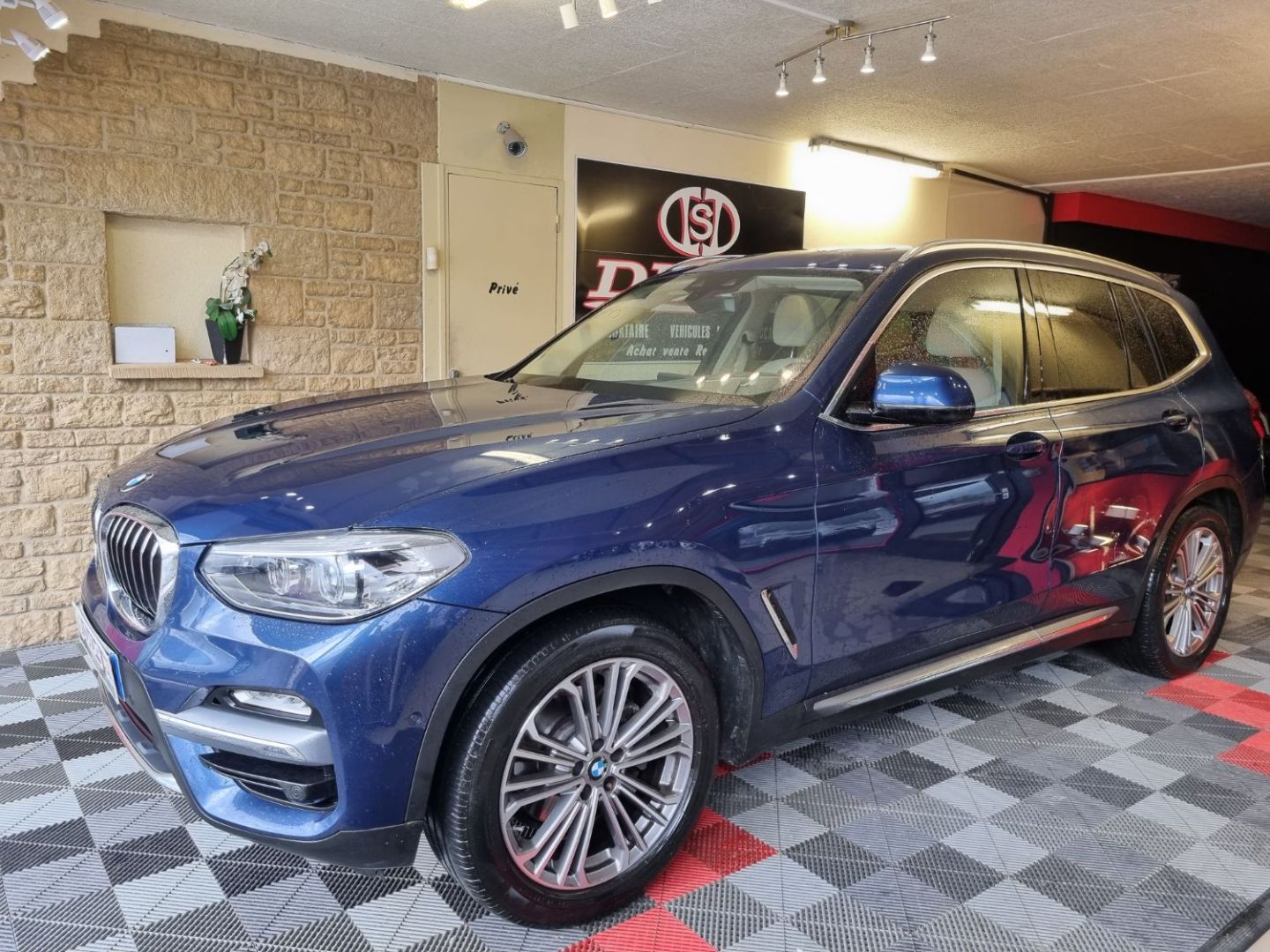 BMW X3 (F97) - X3 III (G01/F97) 2.0D 190 LUXURY (2018)