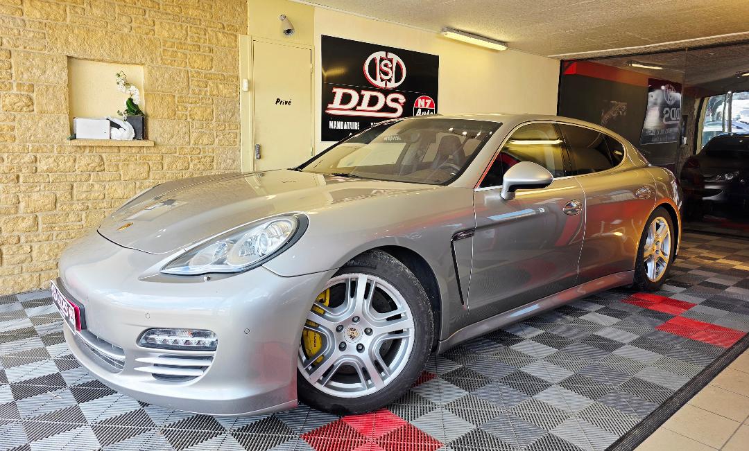 PORSCHE PANAMERA - 4S V8 400 CV REVISE CARNET COMPLET PORSCHE (2009)