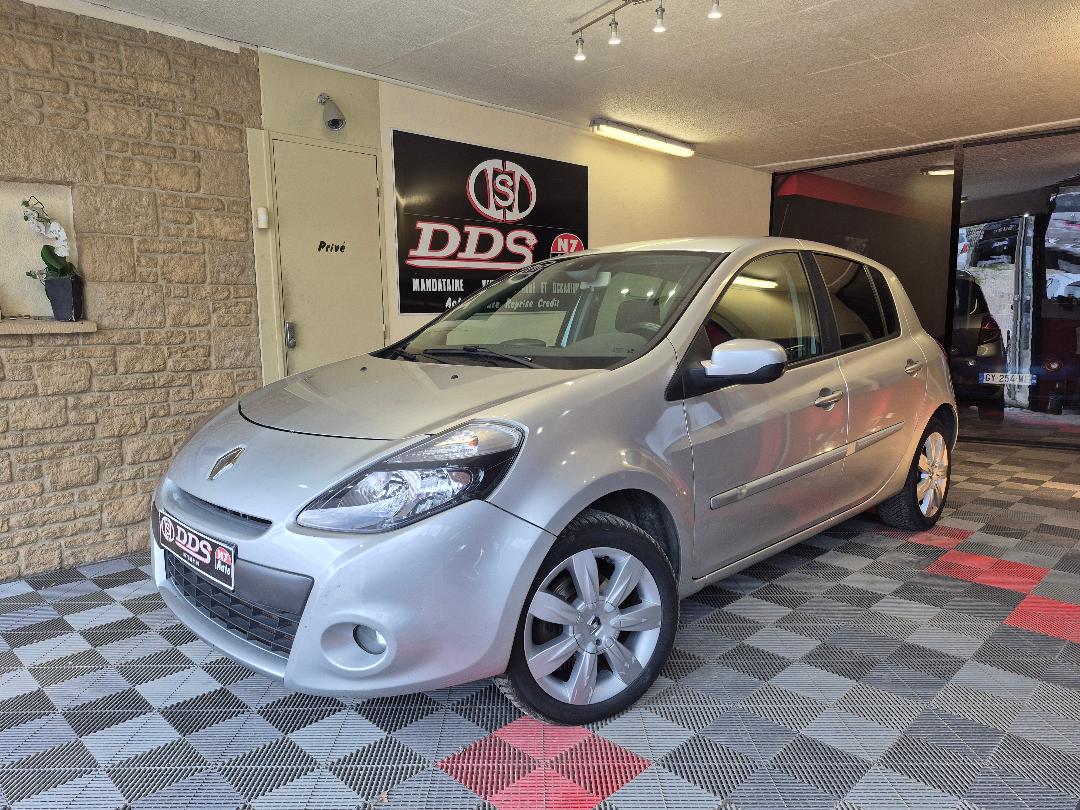 RENAULT CLIO - 86 CV REGUL CLIM JANTE ALU CT OK TBE (2010)