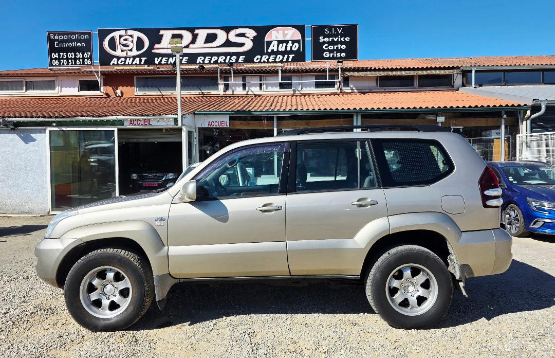 TOYOTA LAND CRUISER - 3.0 D-4D VX CLIM REGUL BOITE AUTO (2005)