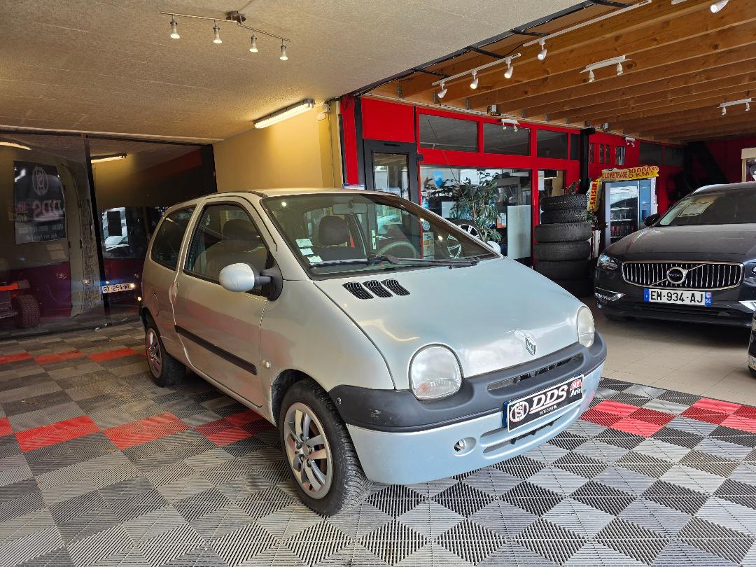 RENAULT TWINGO I - 1.2i 75 CV DISTRI NEUVE CT OK