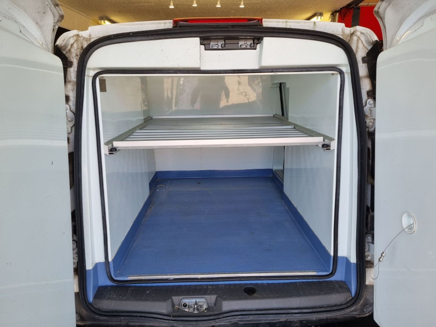 FORD TRANSIT CONNECT II ISOTHERME - 1.0i 100CV GPS CAMERA