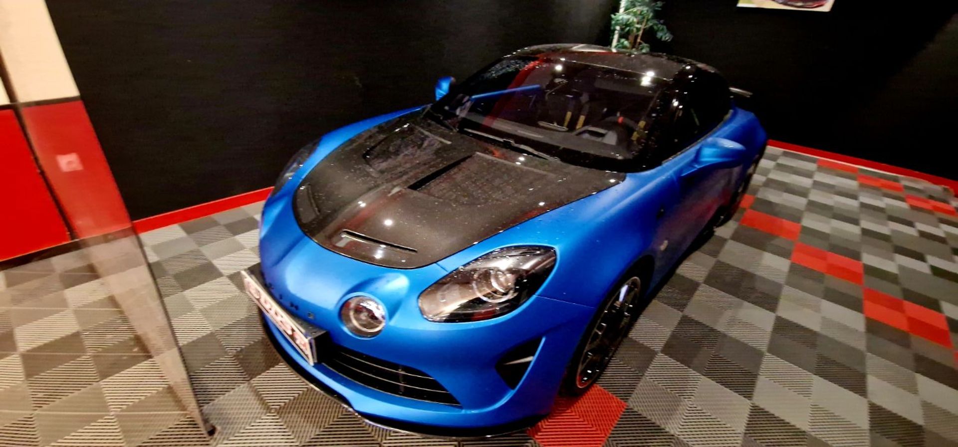 ALPINE A 110 - R CONFIG RARE ! BLEU MAT JANTES CARBONE ! ETC...
