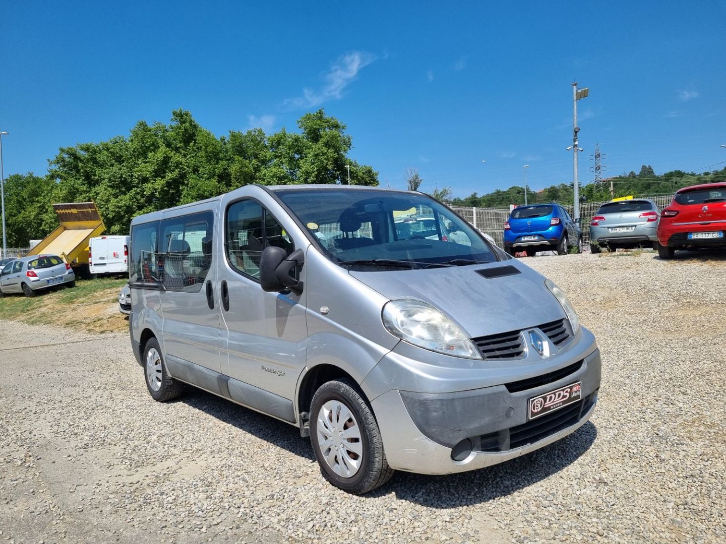 RENAULT TRAFIC II L1H1 COMBI 9 PLACES - 2.0DCI 115 CLIM