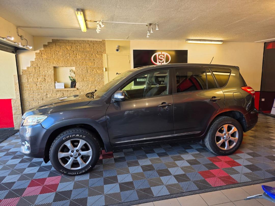 TOYOTA RAV 4 - 150 CLIM REGUL CT OK