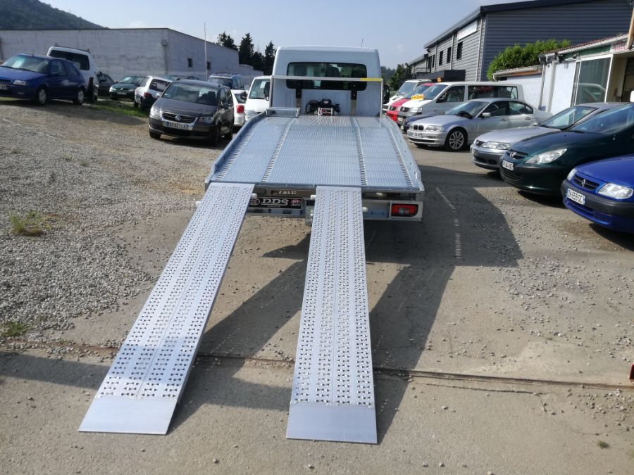 RENAULT MASTER - 170 CV DEPANNEUSE PLATEAU FIXE CLIM REGUL