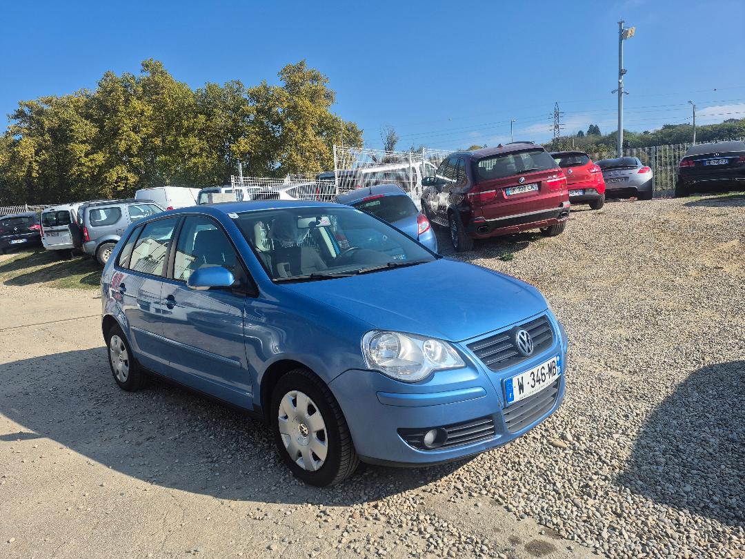 VOLKSWAGEN POLO - 1.2 COOL FAMILY CT OK TRES BELLE !