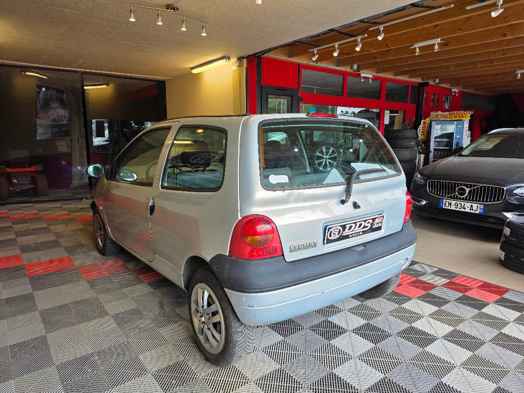 RENAULT TWINGO I - 1.2i 75 CV DISTRI NEUVE CT OK