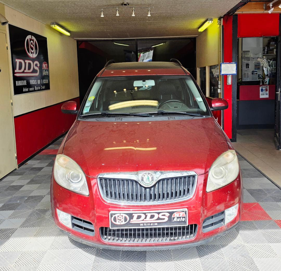 SKODA ROOMSTER - 1.6i - 16V BOITE AUTO CT OK