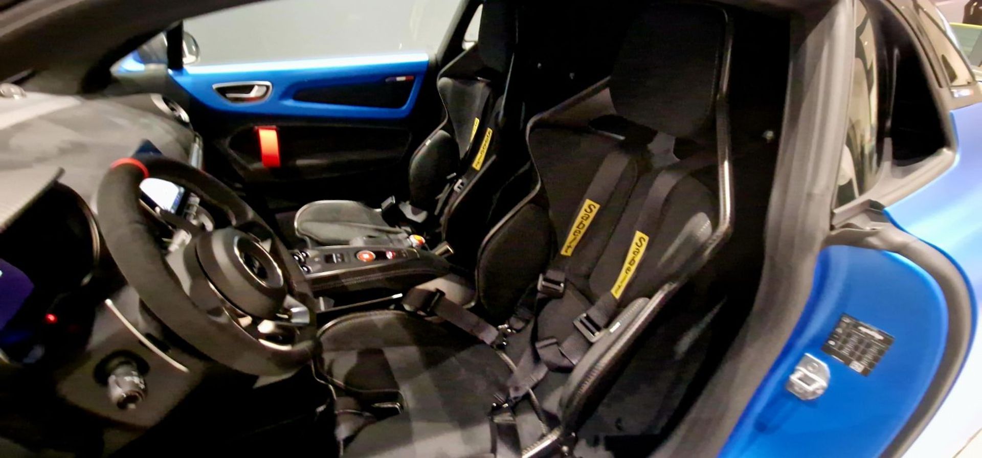 ALPINE A 110 - R CONFIG RARE ! BLEU MAT JANTES CARBONE ! ETC...