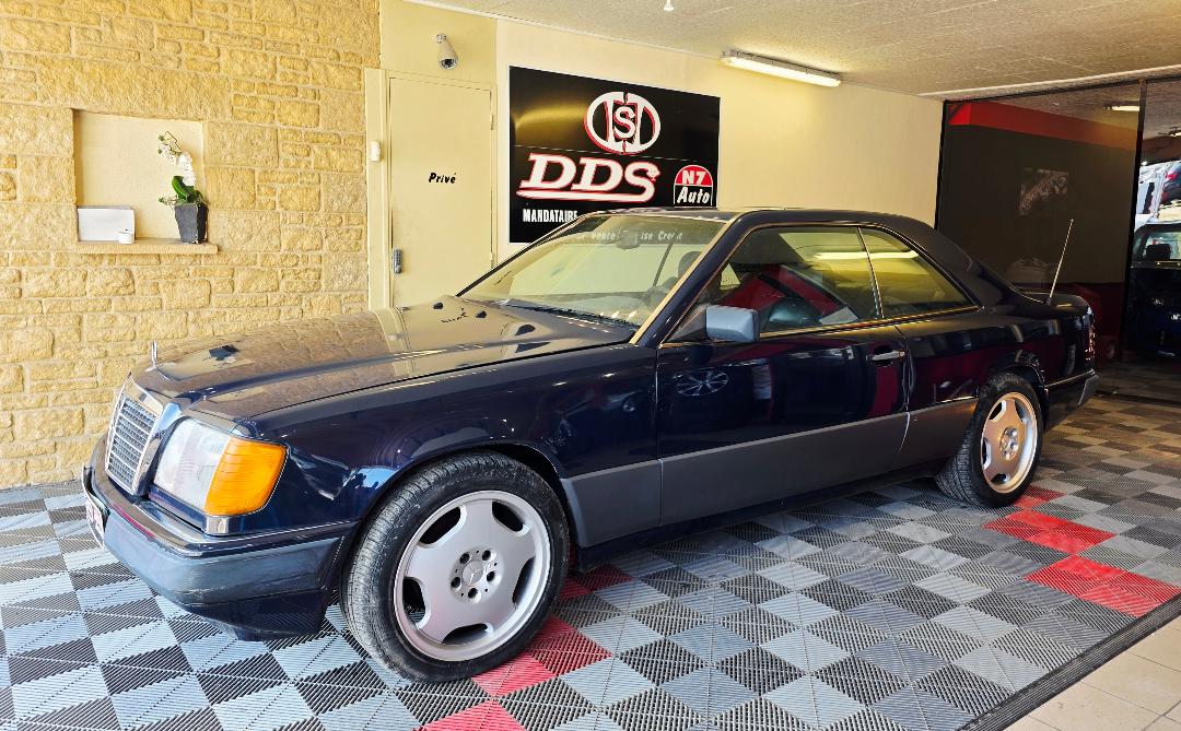 MERCEDES-BENZ 300 CE C124 - 12V EN L ETAT ROULANTE