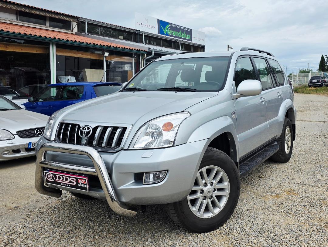TOYOTA Land Cruiser - 3.0 D-4D VX CLIM REGULATEUR