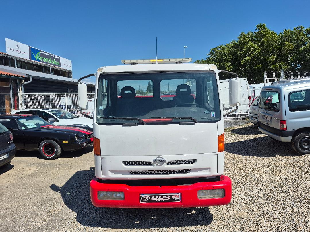 NISSAN ATLEON - VL 3.0 D 125 CV TRES BON ETAT REVISé