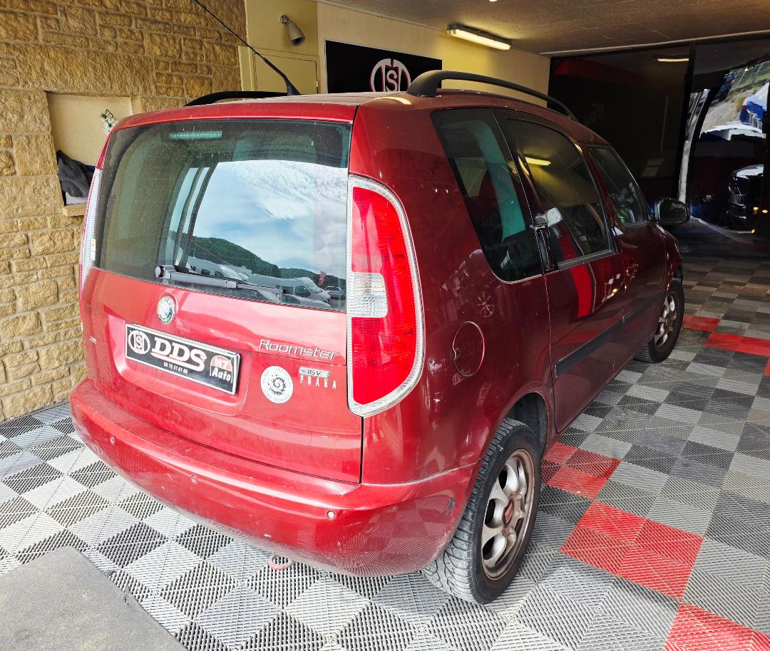 SKODA ROOMSTER - 1.6i - 16V BOITE AUTO CT OK