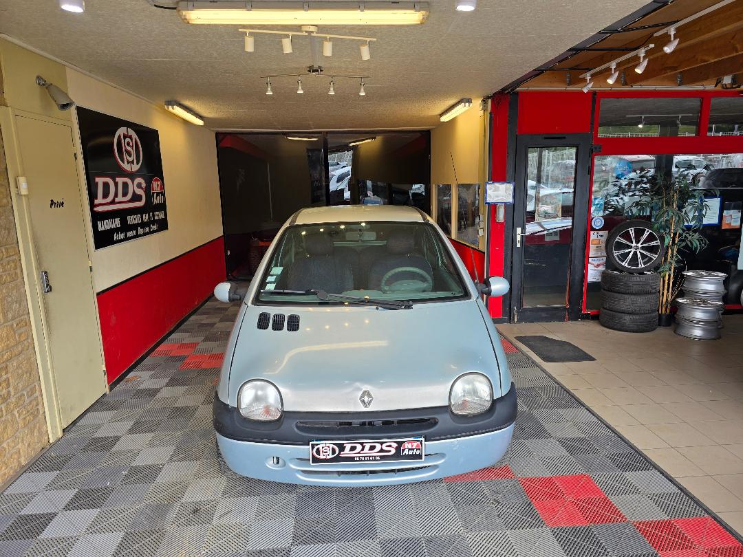 RENAULT TWINGO I - 1.2i 75 CV DISTRI NEUVE CT OK