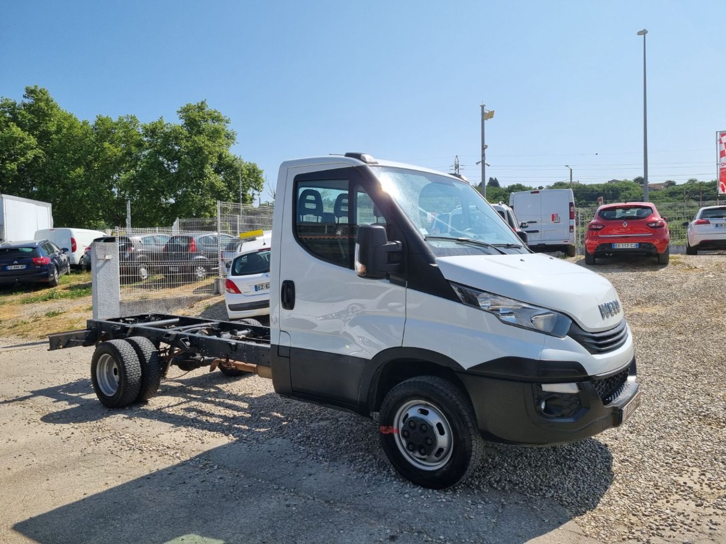 IVECO DAILY 180 CH - 3.0D EMPATTEMENT 375