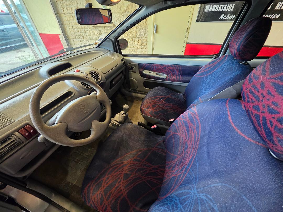 RENAULT TWINGO I - 1.2i 75 CV DISTRI NEUVE CT OK