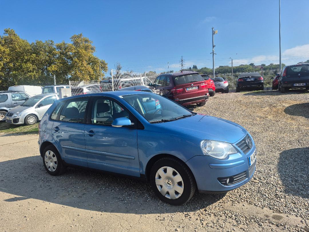 VOLKSWAGEN POLO - 1.2 COOL FAMILY CT OK TRES BELLE !
