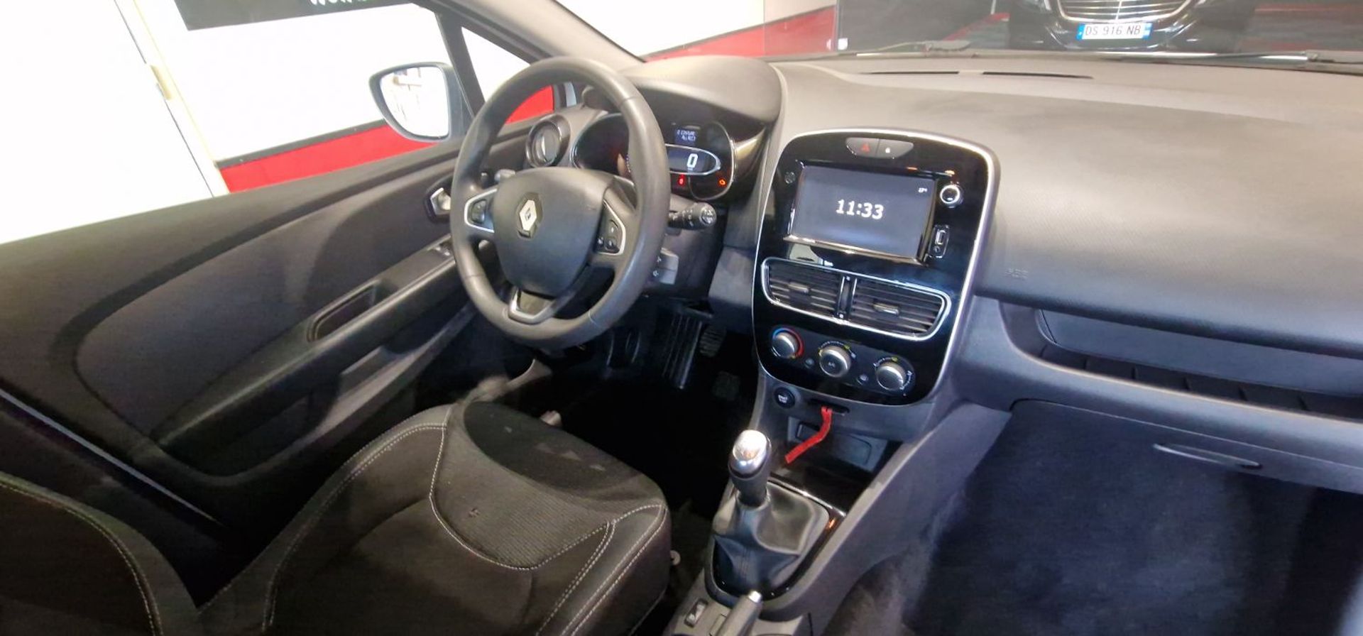 RENAULT clio - 1.2 75 CV GPS CLIM REGUL AUTHENTIQUE